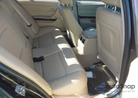 2011 BMW 328I xDrive из США, поврежденный, VIN WBAPK5C51BA658093